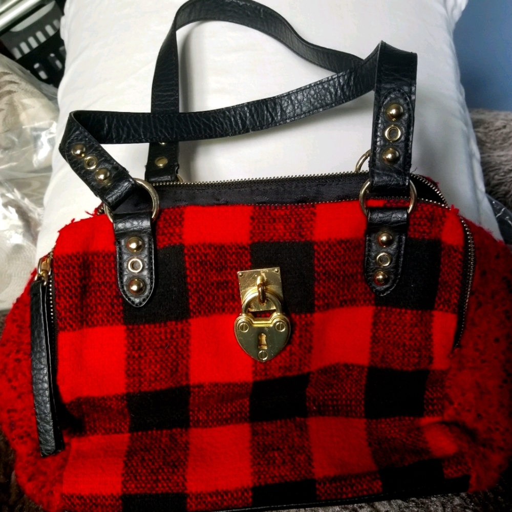Red Juicy Couture purse